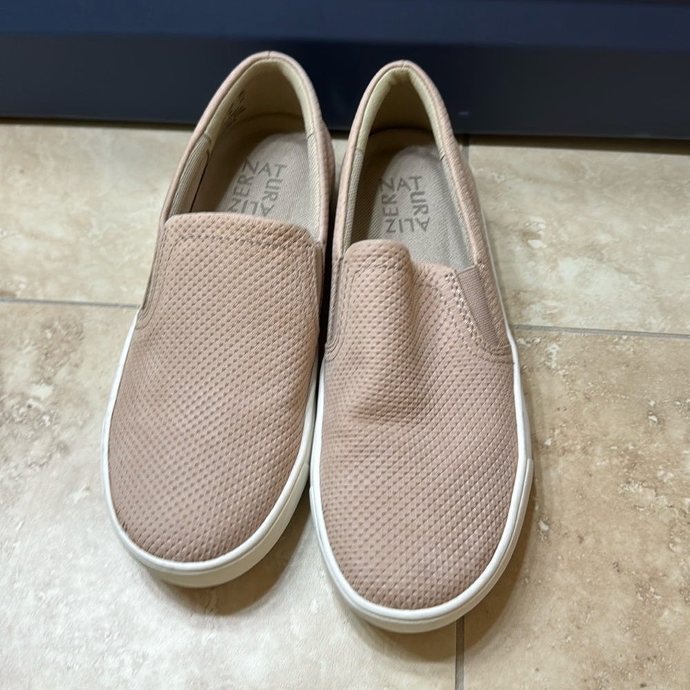 Naturalizer Marianne Slip-On Sneaker